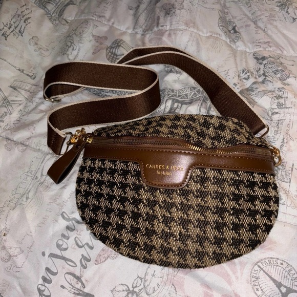 Crossbody Bag/Purse - Picture 1 of 2